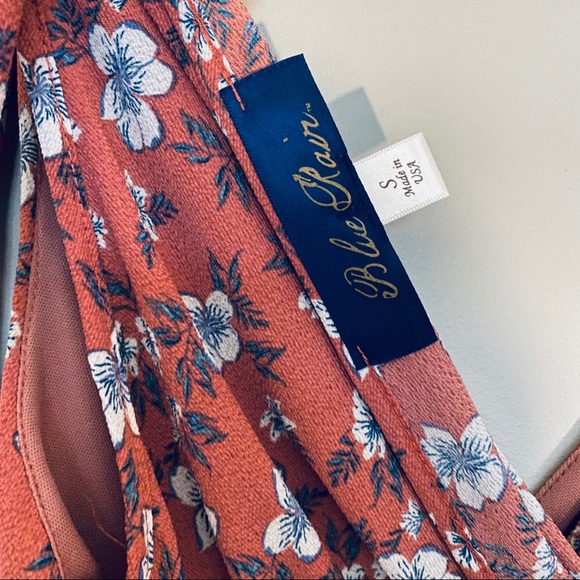 NWOT Francesca’s Floral Romper - Picture 7 of 8